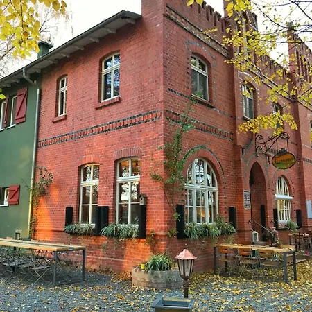 Landhaus Dessau Πανσιόν Dessau-Rosslau